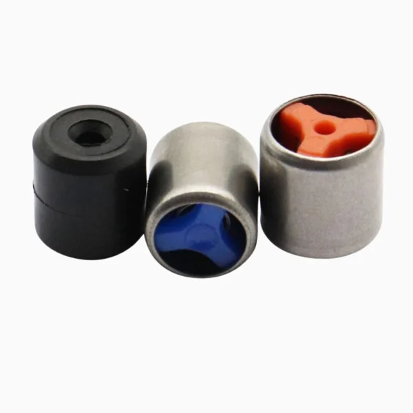 Válvulas de flujo de aceite originales GM (90530050/55563957/55556227) para Chevrolet Cruze y Tracker. Fabricadas en aluminio y acero al cromo, protegen el turbo y reducen el desgaste del motor.