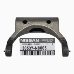 Horquilla de embrague Nissan 30537‑M8005 OEM.